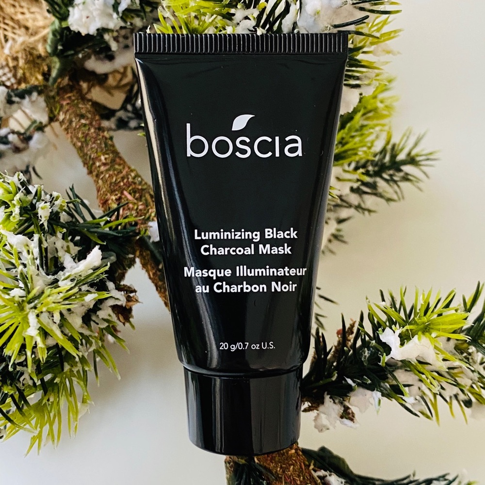 Boscia Luminizing Black Charcoal Mask